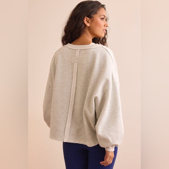 Altar’d State Heather Gray Calm Form Fleece Pullover - Picture 4 of 6